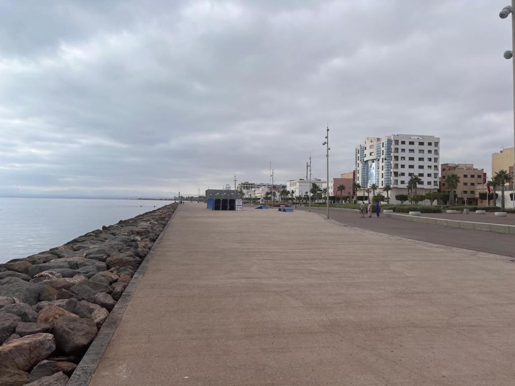 2 Zimmer Wohnung Corniche Nador Sidi Ali- Am Meer & Wifi Dış mekan fotoğraf